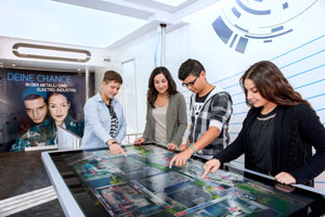 Berufsinformationsveranstaltung für Schulklassen beim M+E-Unternehmen